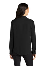 Load image into Gallery viewer, EUPHORIA Mercer+Mettle™ Women&#39;s Stretch Crepe Long Sleeve Camp Blouse - Deep Black
